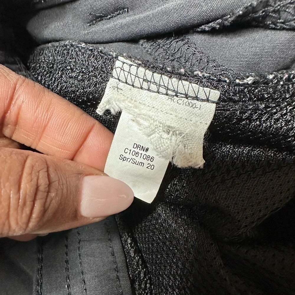 Eddie Bauer Capris Pants - Picture 6 of 7